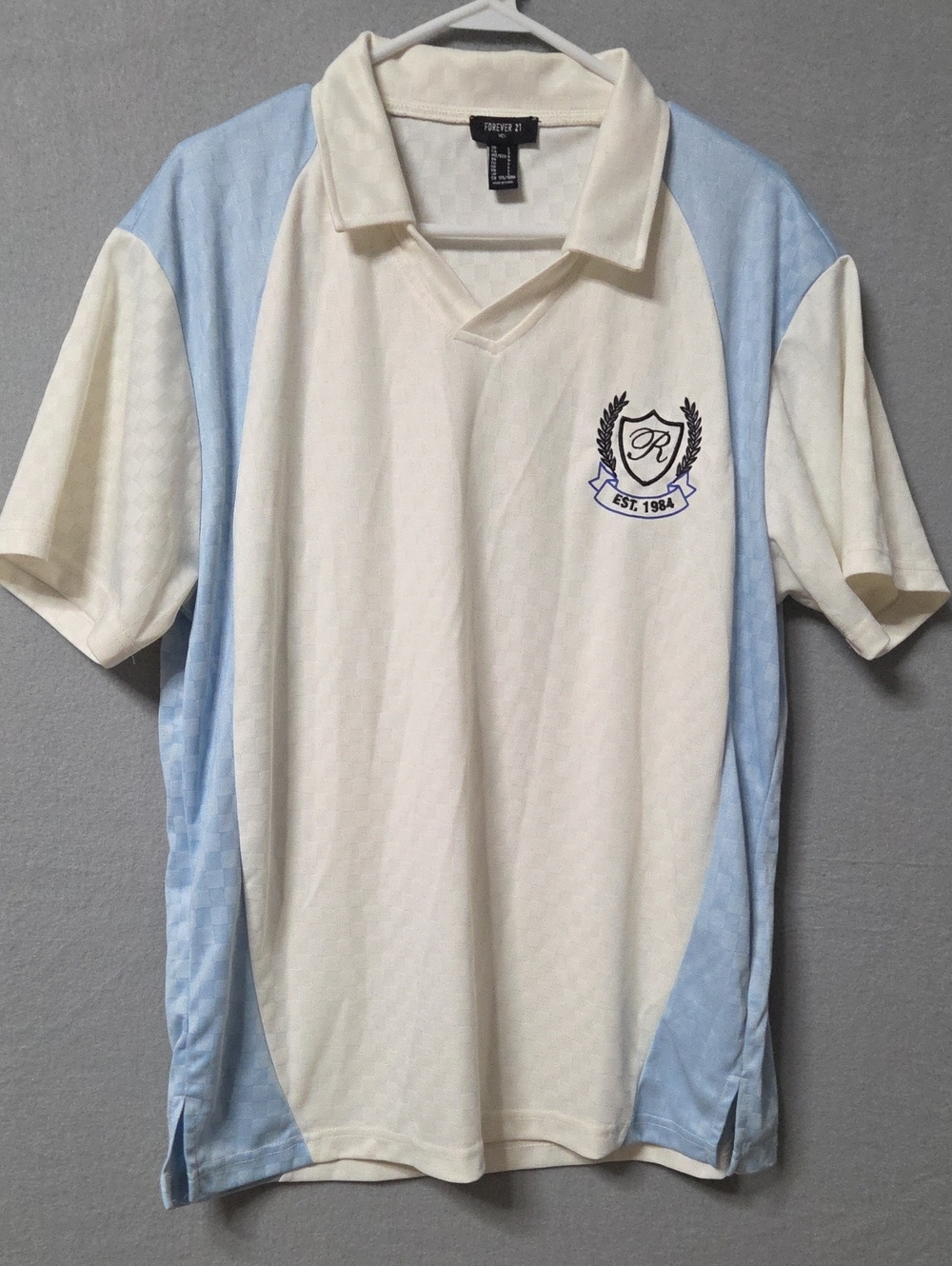 Men's Forever 21 Polo Shirt Size L White Light Blue Crest Logo
